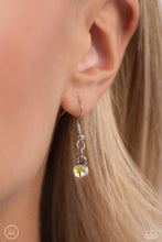 Load image into Gallery viewer, Paparazzi Alluring A-Lister - Green (CHOKER)