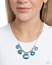 Load image into Gallery viewer, Paparazzi Socialite Status - Green