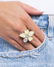 Load image into Gallery viewer, Paparazzi Fanciful Feature - Yellow