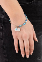Load image into Gallery viewer, Paparazzi Bodacious Beacon - Blue
