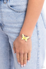 Load image into Gallery viewer, Paparazzi Aerial Adornment - Yellow
