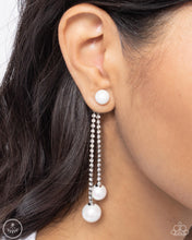 Load image into Gallery viewer, Paparazzi Give Us A PEARL! - White

