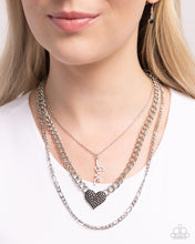 Load image into Gallery viewer, Paparazzi Luxurious Love - Black
