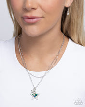 Load image into Gallery viewer, Paparazzi Stackable Stars - Green

