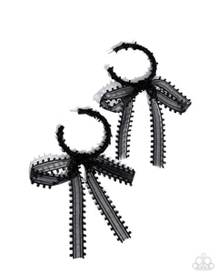 Paparazzi Brand New Bow - Black