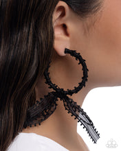 Load image into Gallery viewer, Paparazzi Brand New Bow - Black
