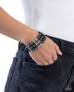 Paparazzi Sarcastic Stack - Black