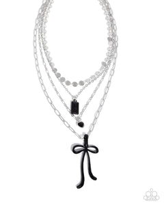 Paparazzi Coquette Cascade - Black