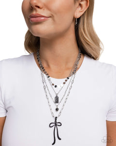 Paparazzi Coquette Cascade - Black