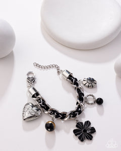 Paparazzi Equally Enchanted - Black