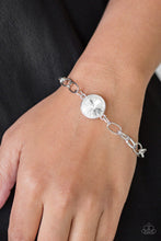 Load image into Gallery viewer, Paparazzi She Sparkles On and All Aglitter - White Set
