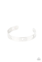 Load image into Gallery viewer, Paparazzi American Girl Glamour - Silver
