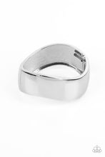 Load image into Gallery viewer, Paparazzi Urban Anchor - Silver
