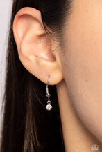 Load image into Gallery viewer, Paparazzi Be Still My Heart - Yellow
