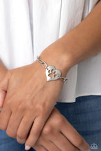 Load image into Gallery viewer, Paparazzi PAW-sitively Perfect - Silver
