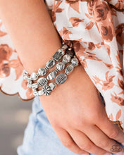 Load image into Gallery viewer, Paparazzi Enchanting Emotion - Silver
