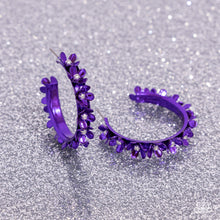 Load image into Gallery viewer, Paparazzi Fashionable Flower Crown - Purple

